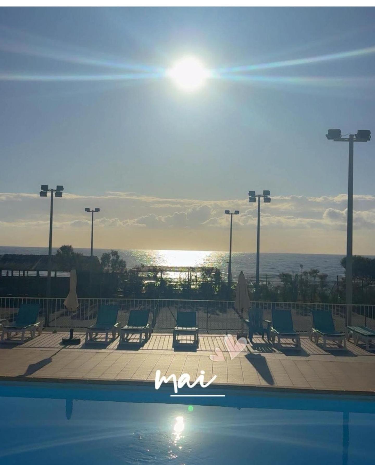 Studio 4 Personnes Bord De Mer Avec Piscine Wifi Червионе Экстерьер фото